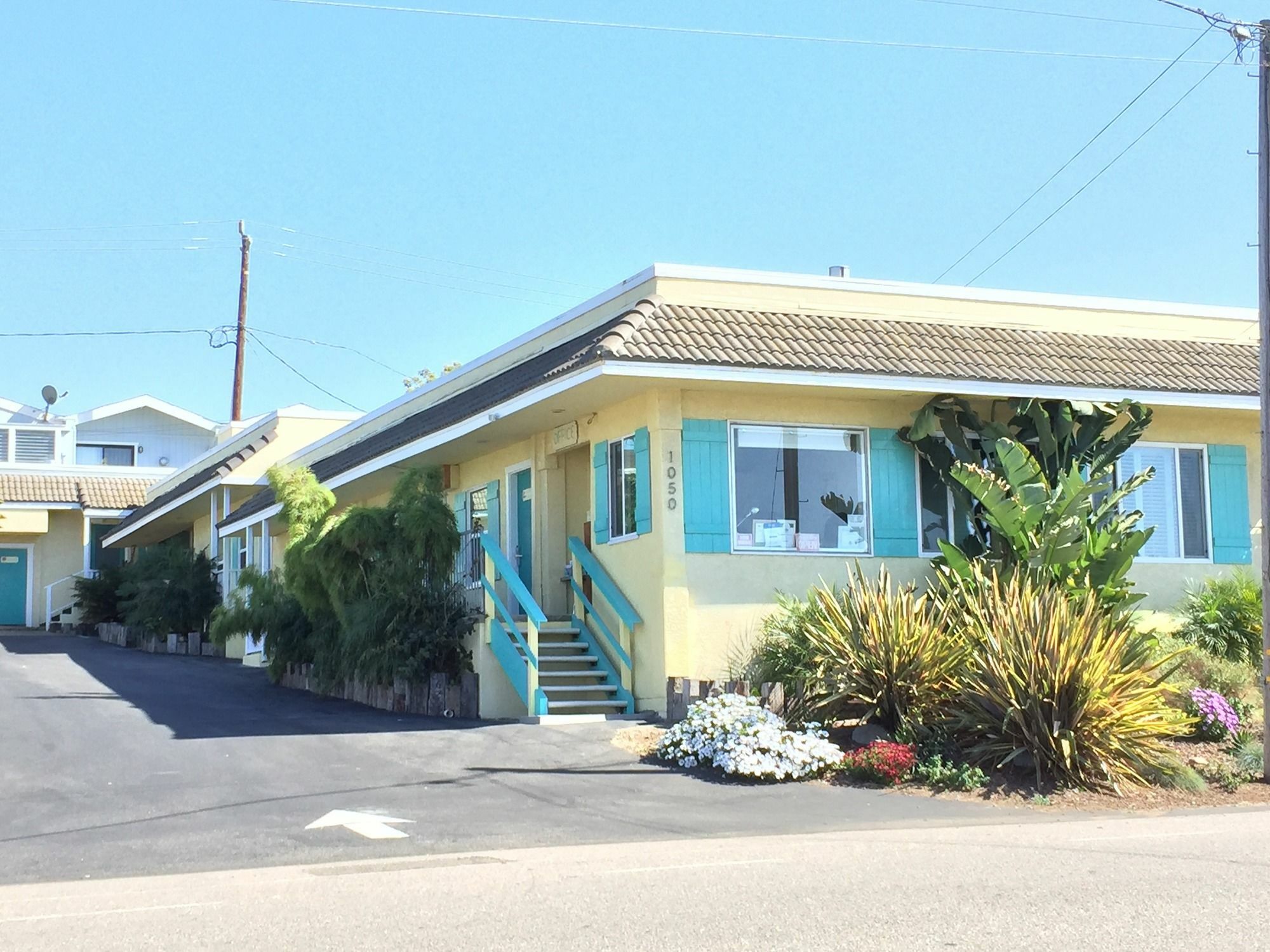 Beach Bungalow Inn And Suites Morro Bay Exteriör bild