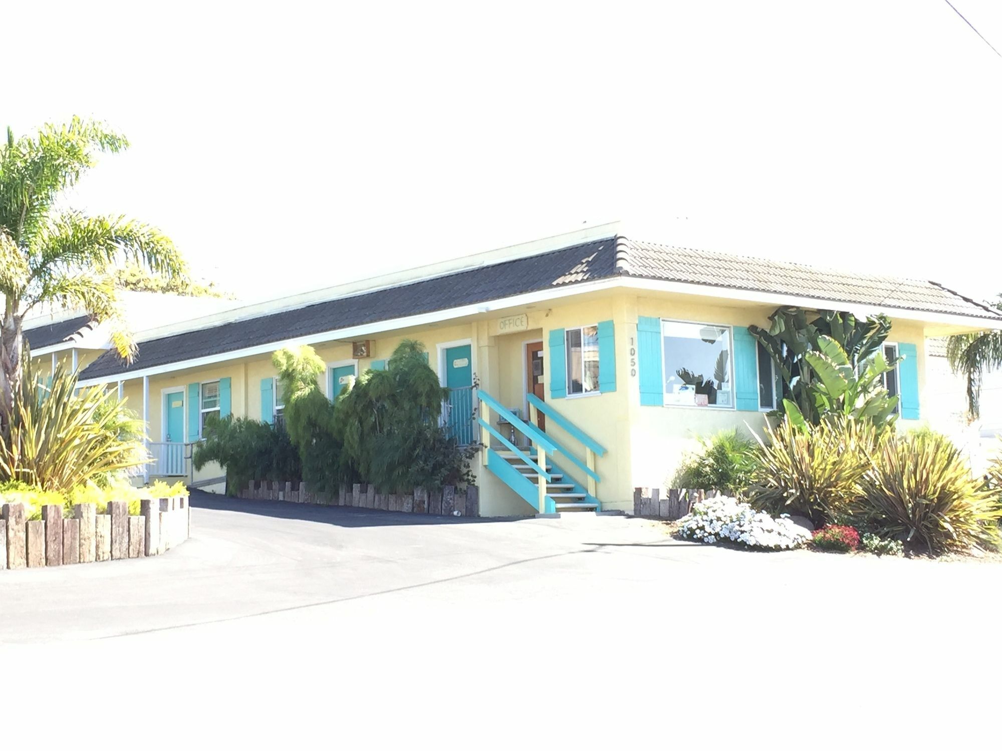 Beach Bungalow Inn And Suites Morro Bay Exteriör bild