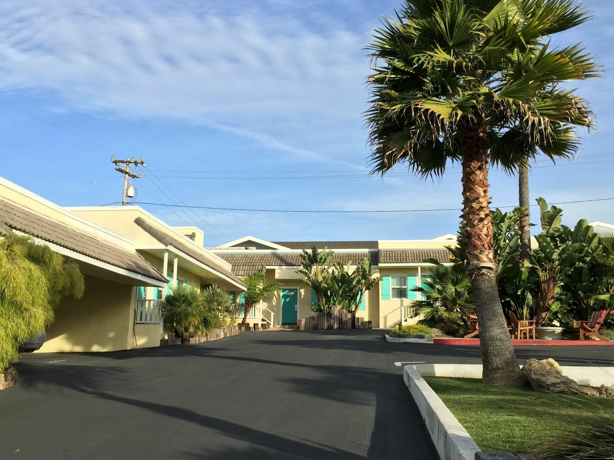 Beach Bungalow Inn And Suites Morro Bay Exteriör bild